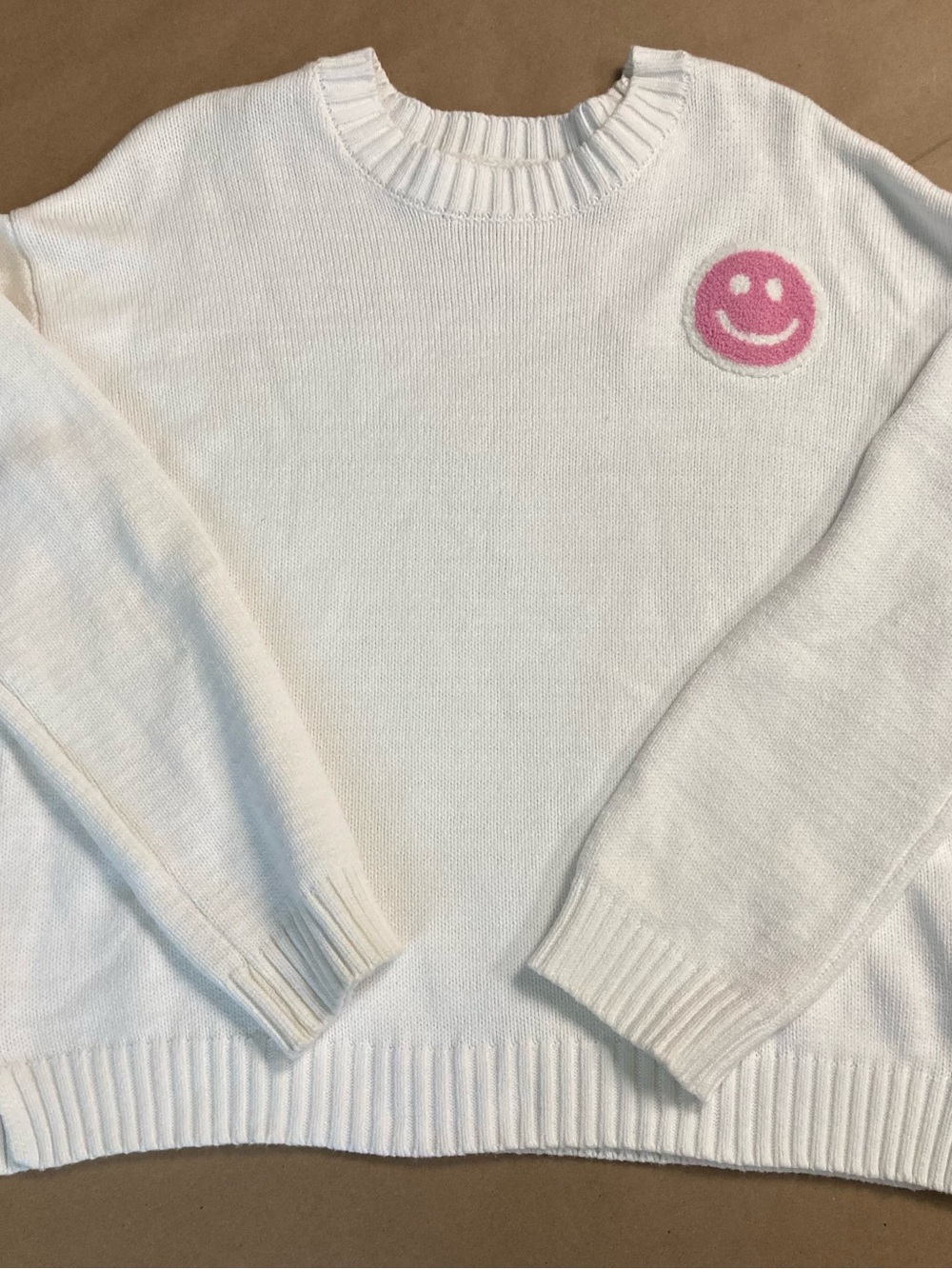 Jessica Simpson White Smiley Face Sweater | Medium | Cotton Blend Crewneck